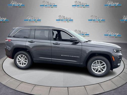 Baltic Gray Metallic Clearcoat 2026 Jeep Grand Cherokee Altitude