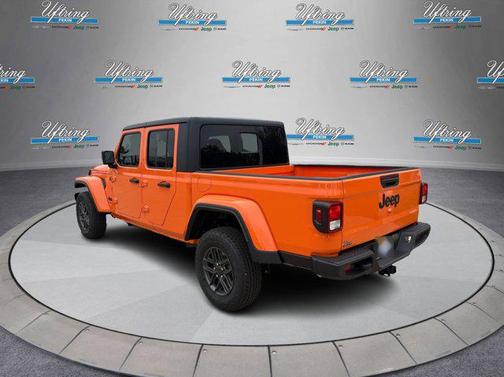 2025 Jeep Gladiator Sport S