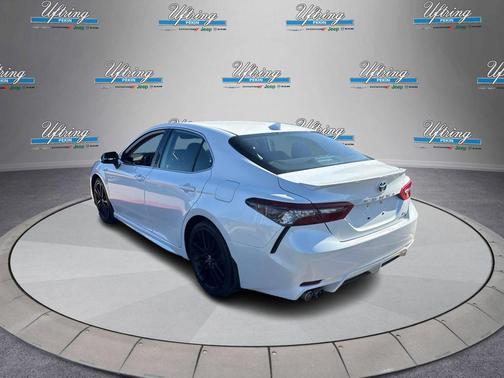 Wind Chill Pearl 2021 Toyota Camry XSE