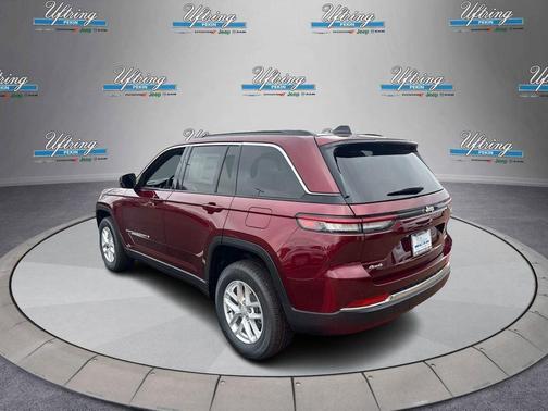 Velvet Red Pearlcoat 2026 Jeep Grand Cherokee Altitude