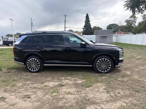 Abyss Black Pearl 2026 Hyundai Palisade Hybrid Calligraphy