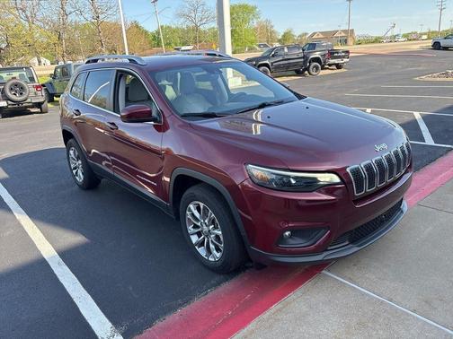Velvet Red Pearlcoat 2021 Jeep Cherokee Latitude Lux