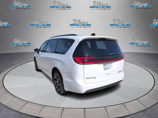 2025 Chrysler Pacifica Hybrid Premium S Appearance Pkg