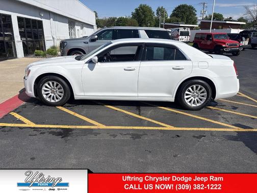 Bright White Clearcoat 2014 Chrysler 300 S