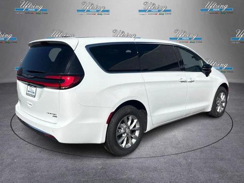 2026 Chrysler Pacifica Limited