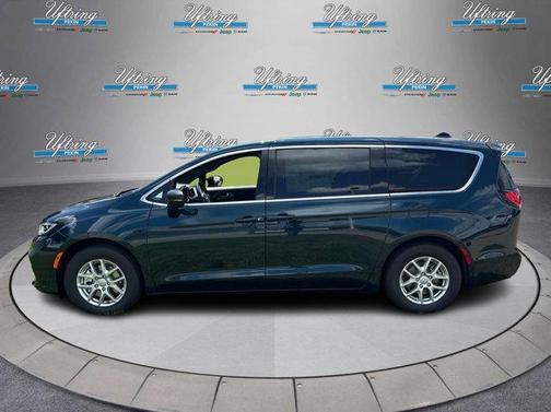 2025 Chrysler Pacifica L