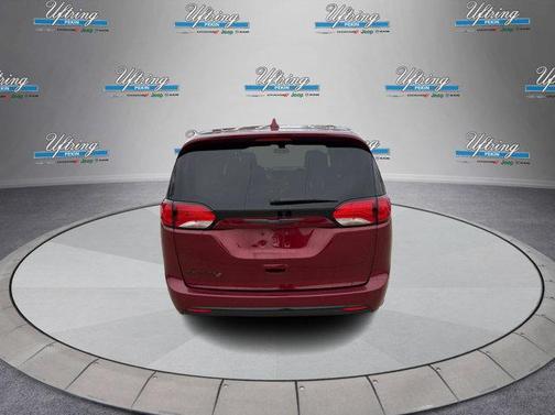 2020 Chrysler Pacifica Touring