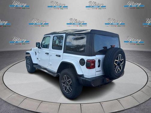 2026 Jeep Wrangler 4-Door Sahara 4x4