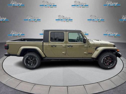 2026 Jeep Gladiator Willys 4x4