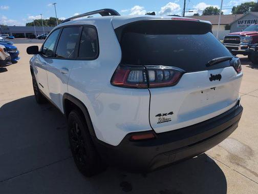 2023 Jeep Cherokee Altitude