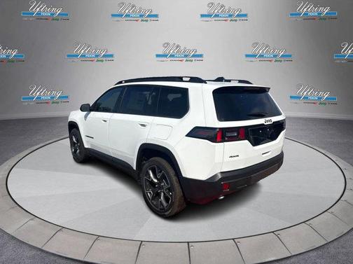 2026 Jeep Cherokee Overland