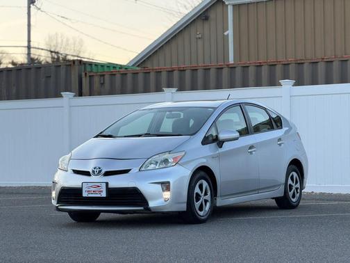 Classic Silver Metallic 2012 Toyota Prius Two