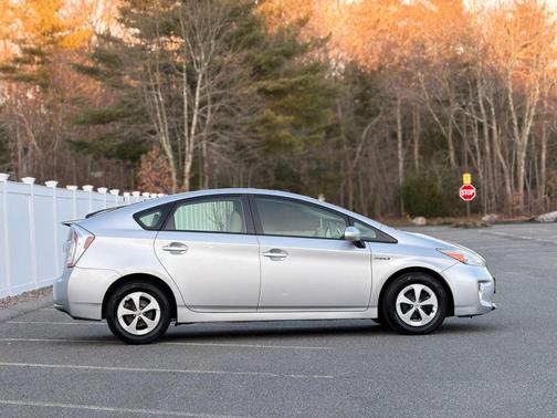 Classic Silver Metallic 2012 Toyota Prius Two