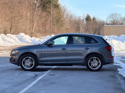 2013 Audi Q5 2.0T Premium Plus