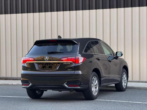 Kona Coffee Metallic 2016 Acura RDX Base