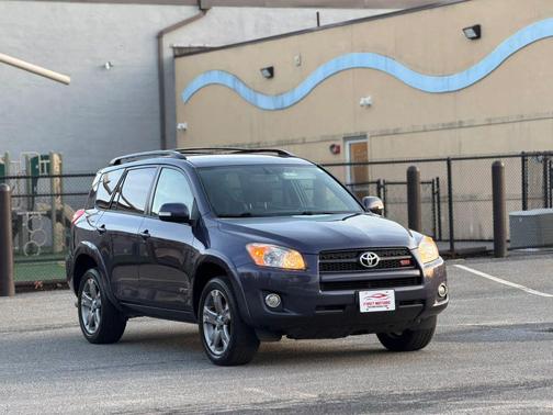 2009 Toyota RAV4 Sport