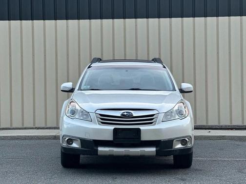 2012 Subaru Outback 2.5i Limited