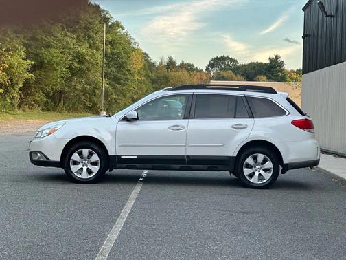 2012 Subaru Outback 2.5i Limited