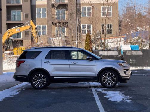 2018 Ford Explorer Platinum