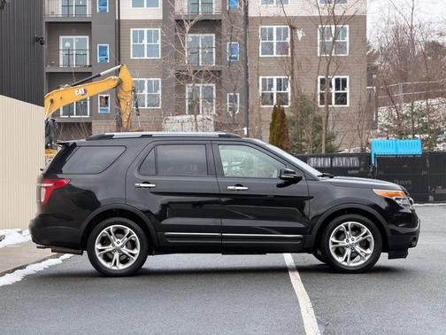 2011 Ford Explorer Limited
