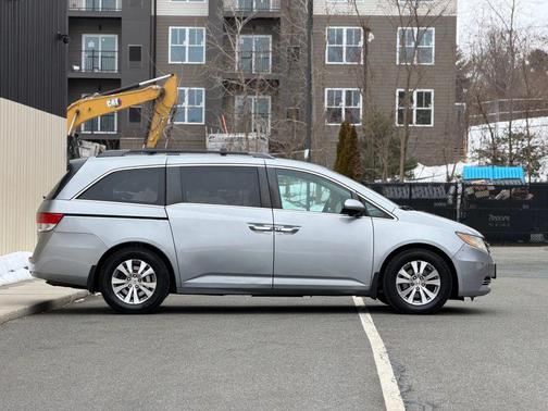 2016 Honda Odyssey SE