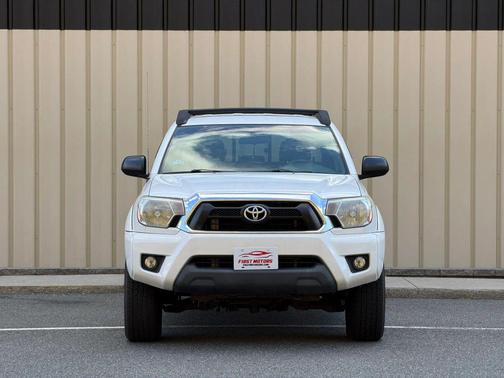 Super White 2014 Toyota Tacoma Base