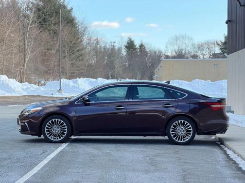 2016 Toyota Avalon Limited