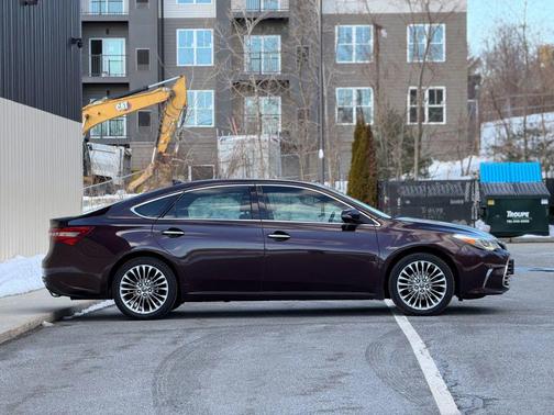 2016 Toyota Avalon Limited