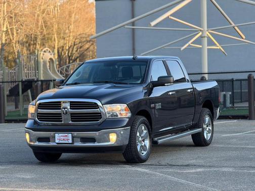 Maximum Steel Metallic Clearcoat 2016 RAM 1500 Big Horn
