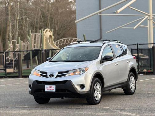 Classic Silver Metallic 2013 Toyota RAV4 LE