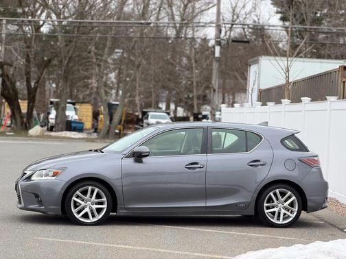 2015 Lexus CT 200h CT 200h Hatchback 4D