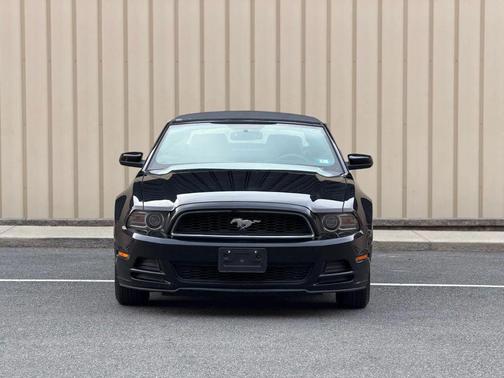 2013 Ford Mustang V6 Premium