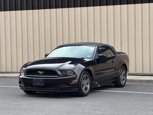 2013 Ford Mustang V6 Premium