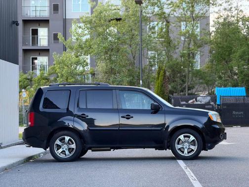 Crystal Black Pearl 2014 Honda Pilot EX-L