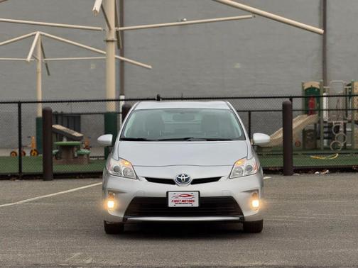 Classic Silver Metallic 2012 Toyota Prius Four