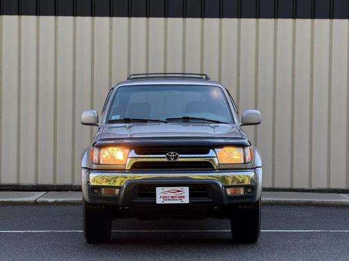 Gray 2001 Toyota 4Runner SR5