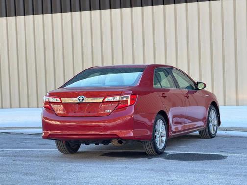 2012 Toyota Camry Hybrid XLE