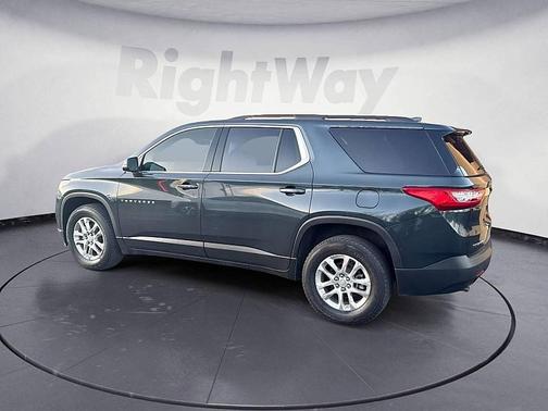 2021 Chevrolet Traverse LT Cloth