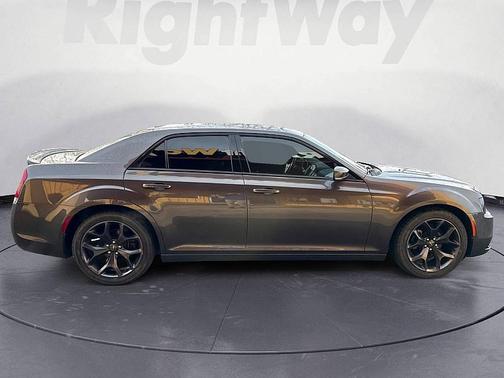 2021 Chrysler 300 S