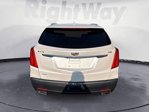 2017 Cadillac XT5 Premium Luxury