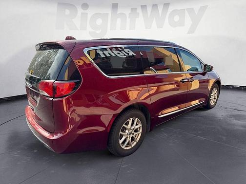 2020 Chrysler Pacifica Touring L