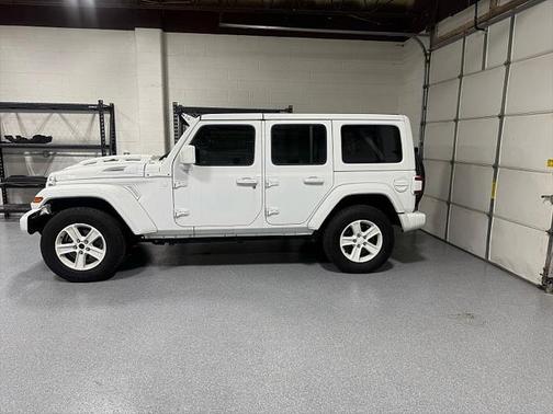 2020 Jeep Wrangler Unlimited Sahara
