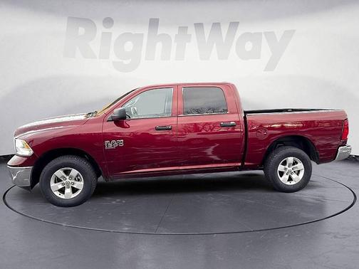 2022 RAM 1500 Classic SLT