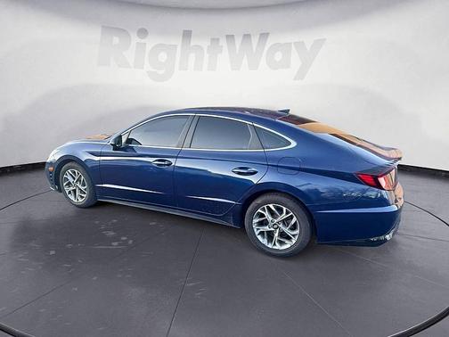 2022 Hyundai SONATA SEL