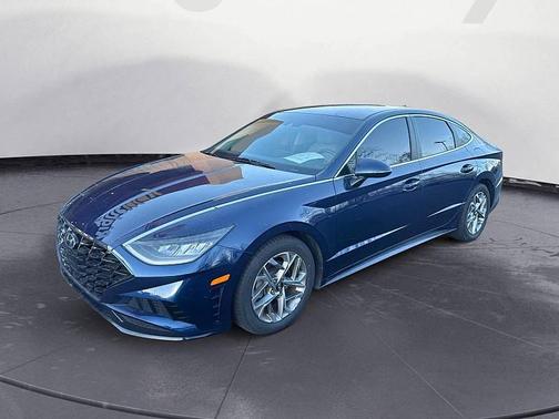 2022 Hyundai SONATA SEL