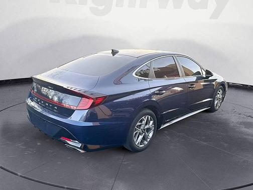 2022 Hyundai SONATA SEL