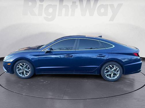 2022 Hyundai SONATA SEL