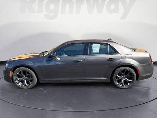 2023 Chrysler 300 S