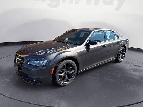 2023 Chrysler 300 S