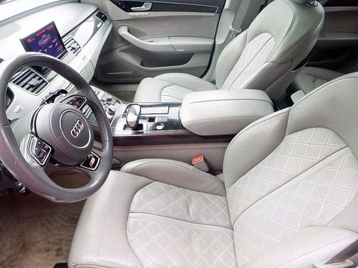 2014 Audi S8 4.0T